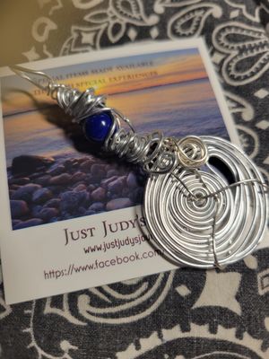 Pendant Wired Labyrinth-Lapis Lazuli- Truth
