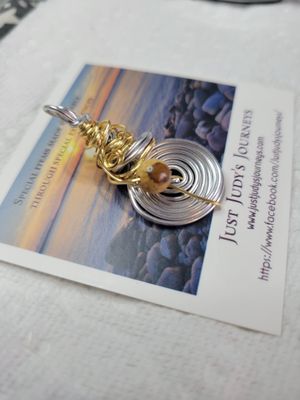 Pendant Wired Labyrinth-Balanced with Tibetan Bead