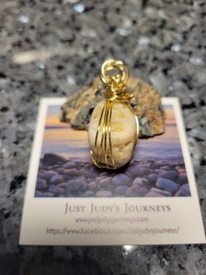 Pendant Ocean Stone (Newfoundland)  - Created by Judy