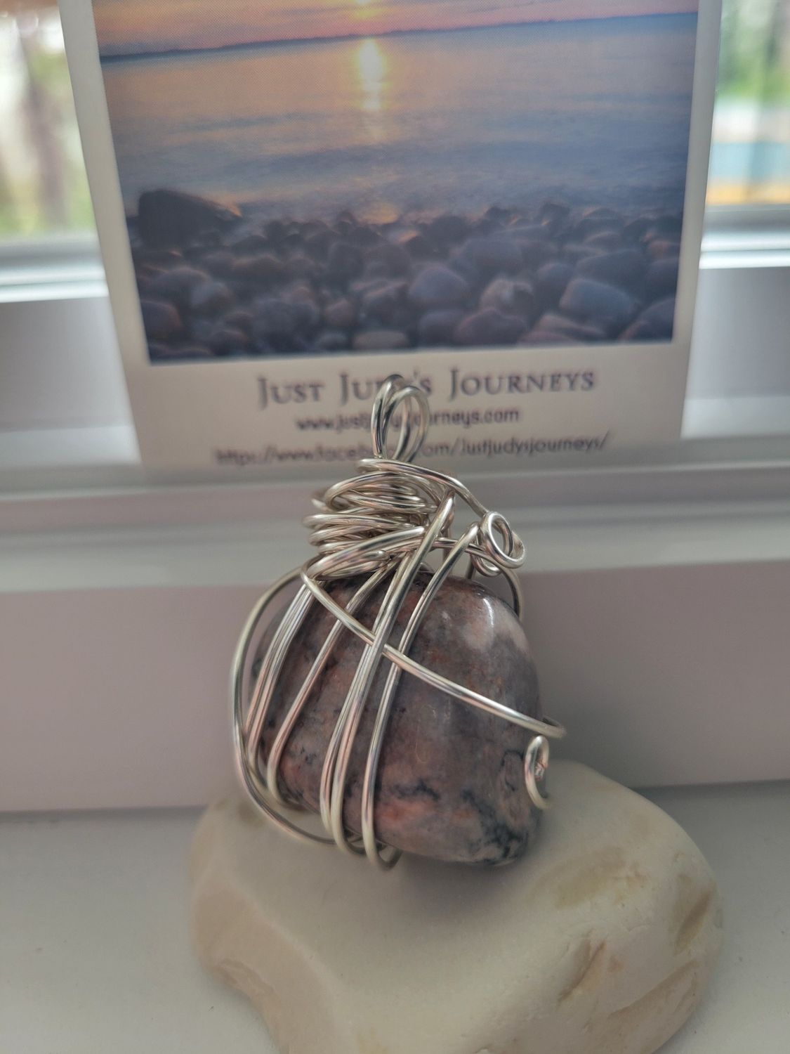 Pendant Agate (Chalcedony) - Created by Judy