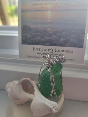 Pendant Green Ocean Glass (Newfoundland) - Created by JudyWAS48