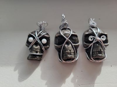 Pendant Skulls - Created by Janelle  (FOR ALL 3 PIECES)