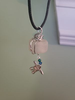 Pendant Sea Glass/Inukshuk(Cairn) - Created by Janelle