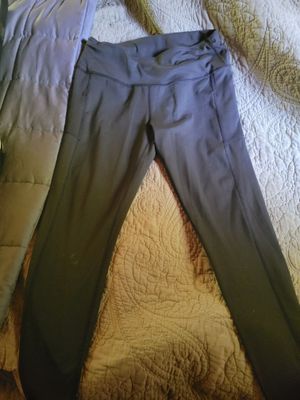 Previously loved/worn women&#39;s black hiking pants XL