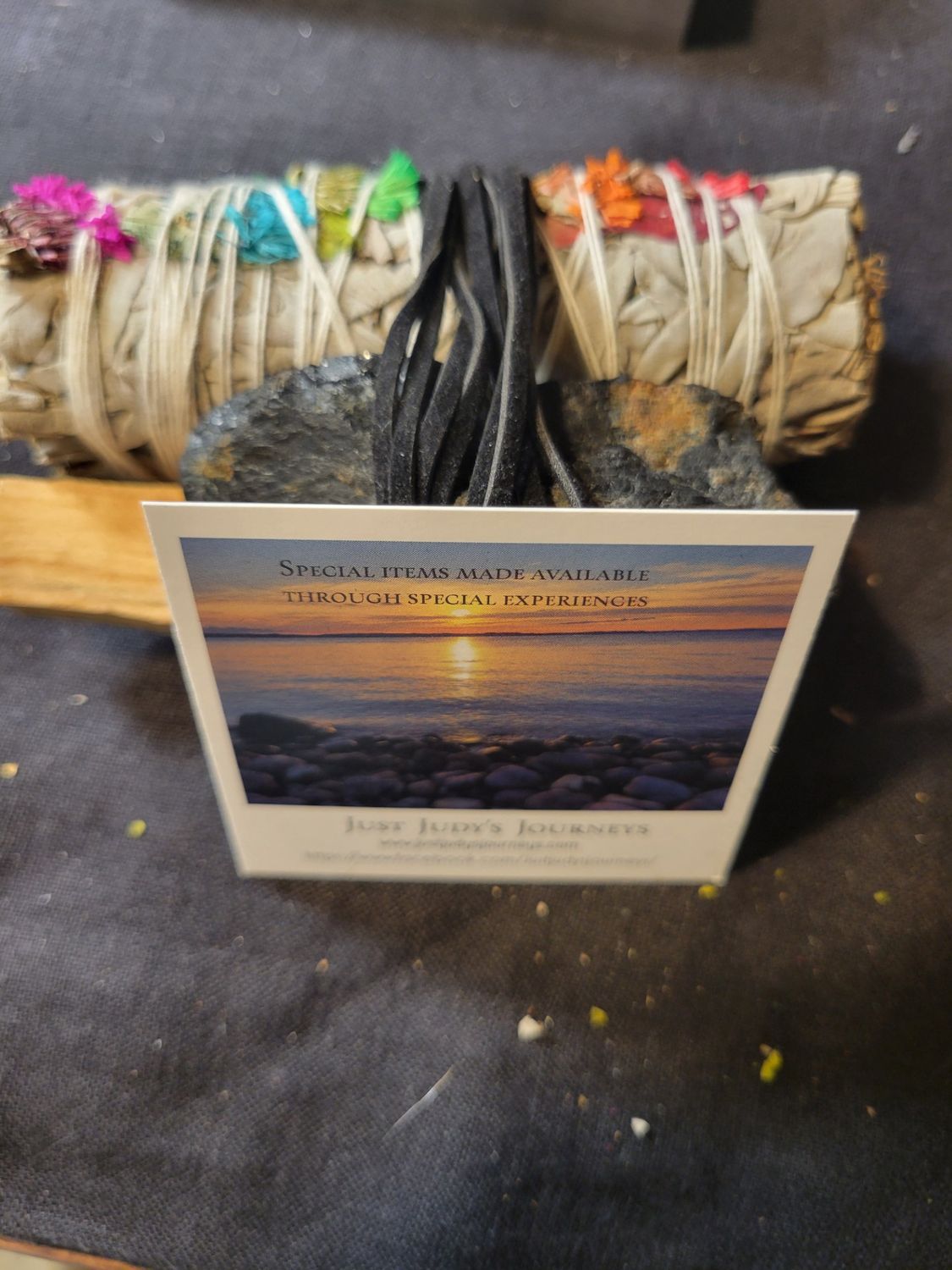 Bundle-White Sage/Palo Santo Wood (Sustainably sourced) Basalt