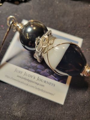 Bookmark- Classy Black &amp; White Bead &amp; Hematite WAS$40