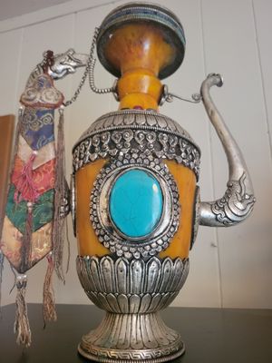 Vessel Sacred -India- Howlite, Ruby, Jasper, Metals