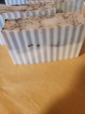 Soap-Judy's Berry Burst Bar-3.7-3.9 ozs (104-110gms)
