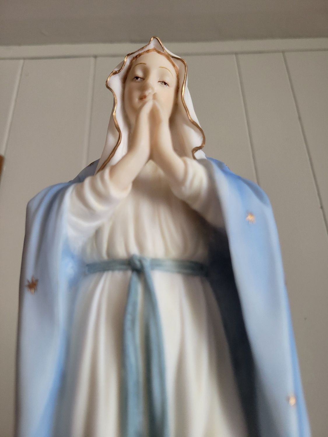 Statue Sacred Heart of Mary -Cold Cast Resin(color finish)  11.5 inches WAS $150.00