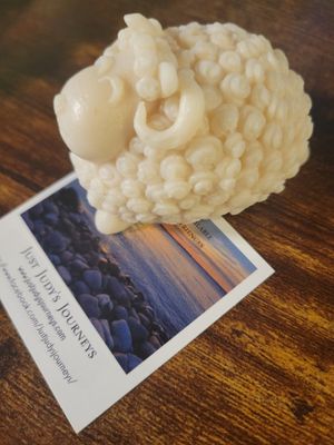 Soap-Judy's PAIR of Sheep - Snickerdoodle &amp; Snicker-Dee.  Snickerdoodle Cookie scent! With Oatmeal- So CUTE! Priced per the set of TWO.