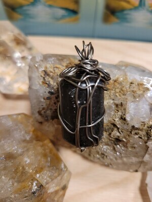 Pendant Numite  - Created by JudyWAS$55