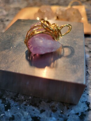 Pendant Amethyst (small gold) - Created by Judy WAS$33