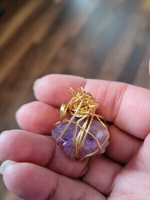 Pendant Amethyst Chunk (Gold)  Created by JudyWAS$55
