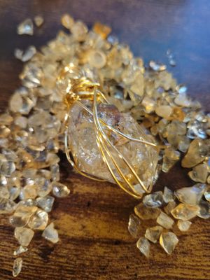 Pendant Herkimer Quartz (gold) - Created by Judy with Sacred geometry charged citrine chips