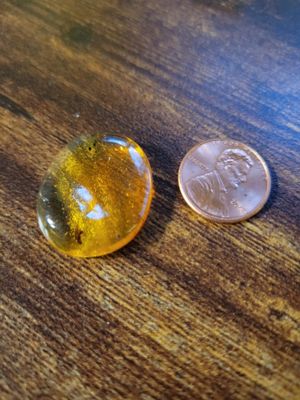 Crystal Amber Round- Dominican Republic