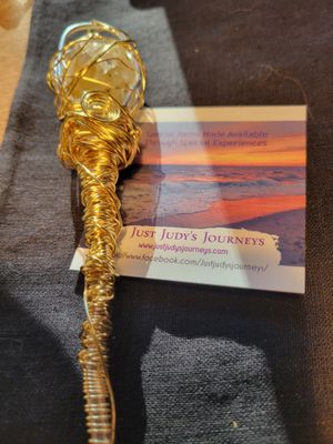 Judy's Hand-Designed Wand - Herkimer/Golden HealerWAS$135.00