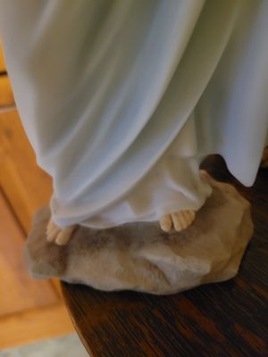 Statue Jesus (12 inches) 2lbs!  WAS$100 Cold Cast Resin color.