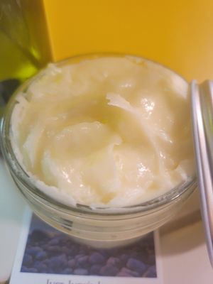 Judy's "Soothe" Skin Balm 4 oz Glass Jar - Light Orange Scent (Small Batch)