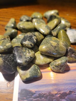 Crystal Tumbled Nephrite Jade (30 Pieces!!) Value $90