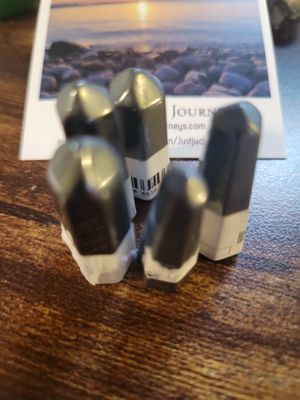 Crystal/Stone Small hematite standing obelisk 5 pieces! )Value $50
