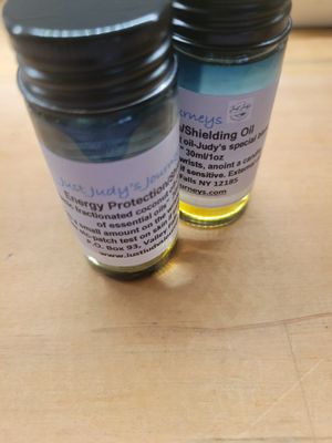Spiritually Guided Energy Protection/Shielding Oil Blend -In organic Fractionated Coconut Oil. 30mls (1 oz) Clear Glass with Dropper. Boxed