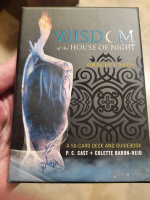 Cards- Wisdom of House of Night Oracle (previously loved)