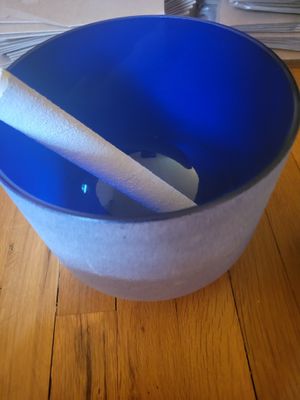 Crystal Frosted 8" Blue Singing Bowl) Throat Chakra) with striker &amp; rubber base-(Studio Piece) PICK UP ONLY
