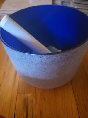 Crystal Frosted 8" Blue Singing Bowl) Throat Chakra) with striker &amp; rubber base-(Studio Piece) PICK UP ONLY
