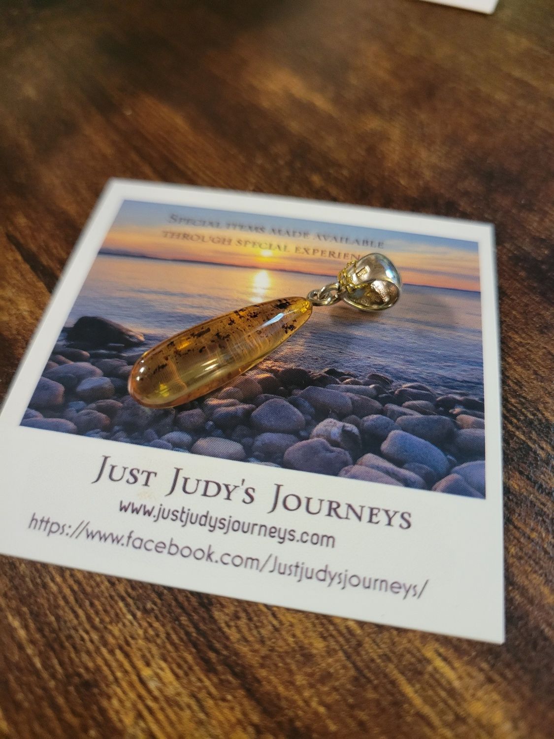 Pendant Baltic Amber -Lithuania-inclusions