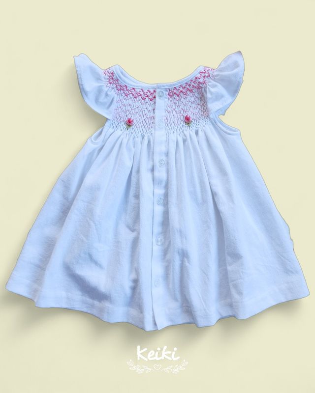 Vestido Bordado de Punto Smock