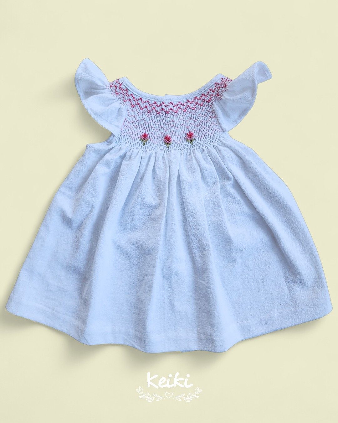 Vestido Bordado de Punto Smock