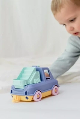 Le Jouet Simple - Blue Fire Truck-Train - 12 months+ - Dishwasher safe - Recyclable toy - Made in France
