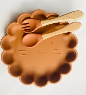 Les Petits Citrons - lėkštutės ir įrankių komplektas - Meal set + cutlery for children - Caramel