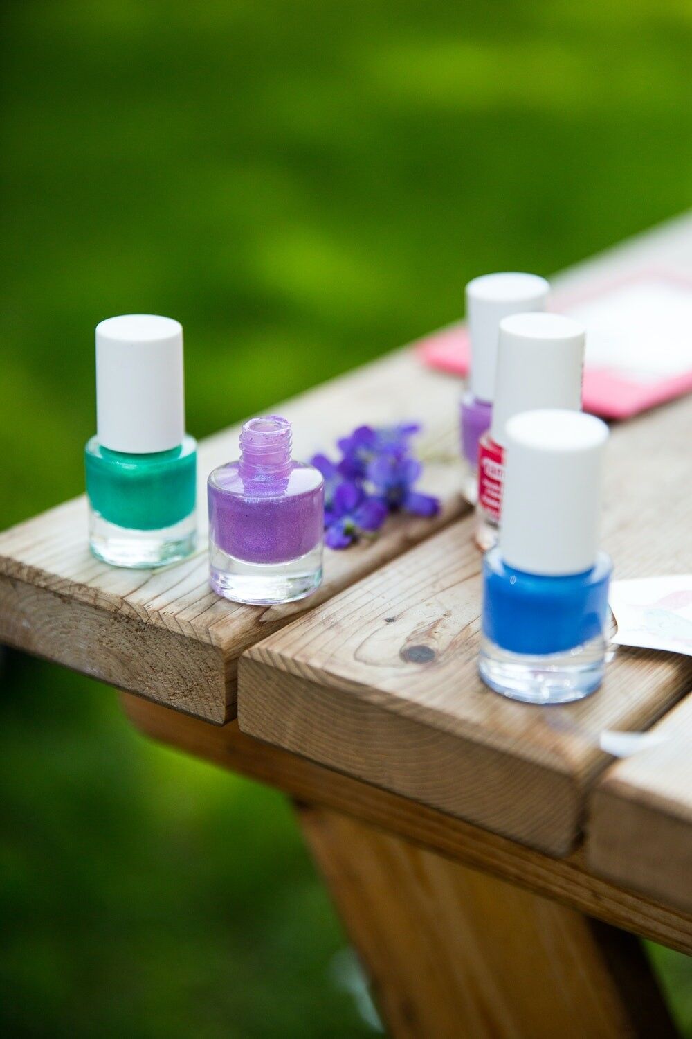 Namaki cosmetics - Box of 3 Caribbean &quot;Aurora borealis&quot; varnishes(30) - Electric blue(34) - Glittery purple(27) + free lime