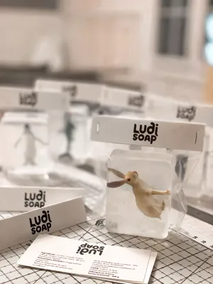 Ludi soap - Transparent Handmade Soaps with Figurines