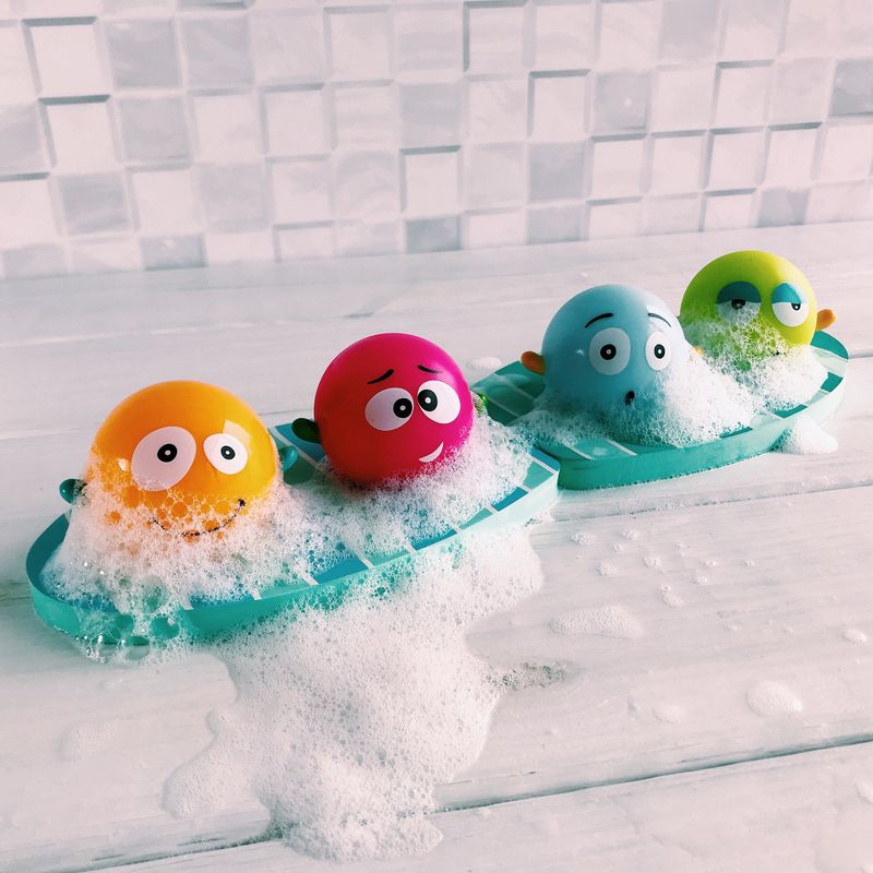 Trousselier - 2 Surf-Board &amp; 4 Floating Bath Toys