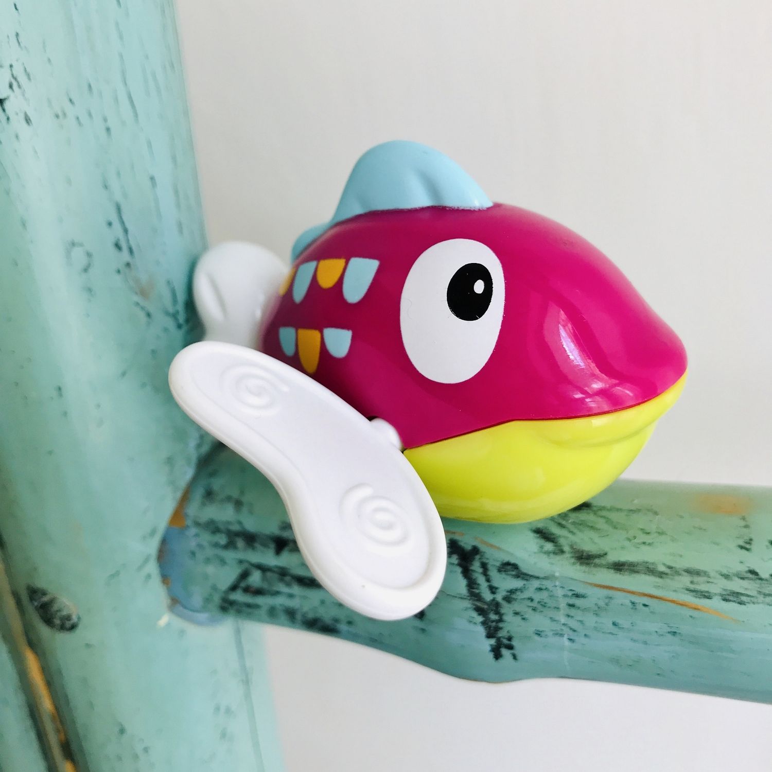 Trousselier - Bath Scoop &amp; 2 Flying Fishes