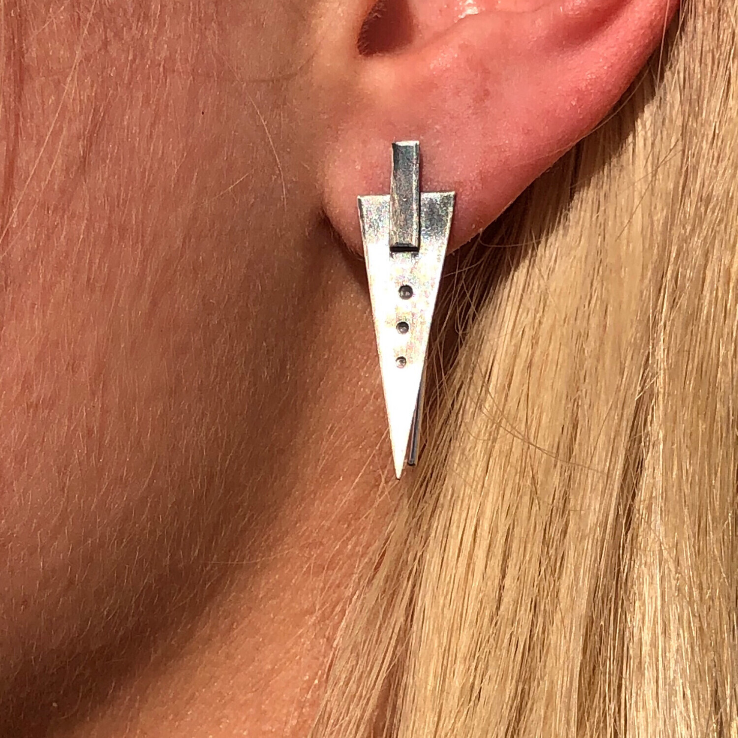 Ombré oxidised Silver Spike