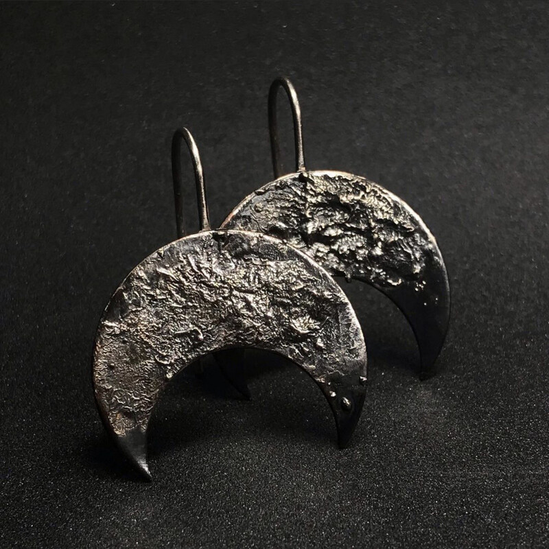 Dark Crescent Moons