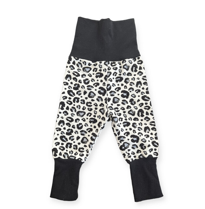 Pumphose Leo Print Größe 68 Pumphose Leo Print Größe 68
