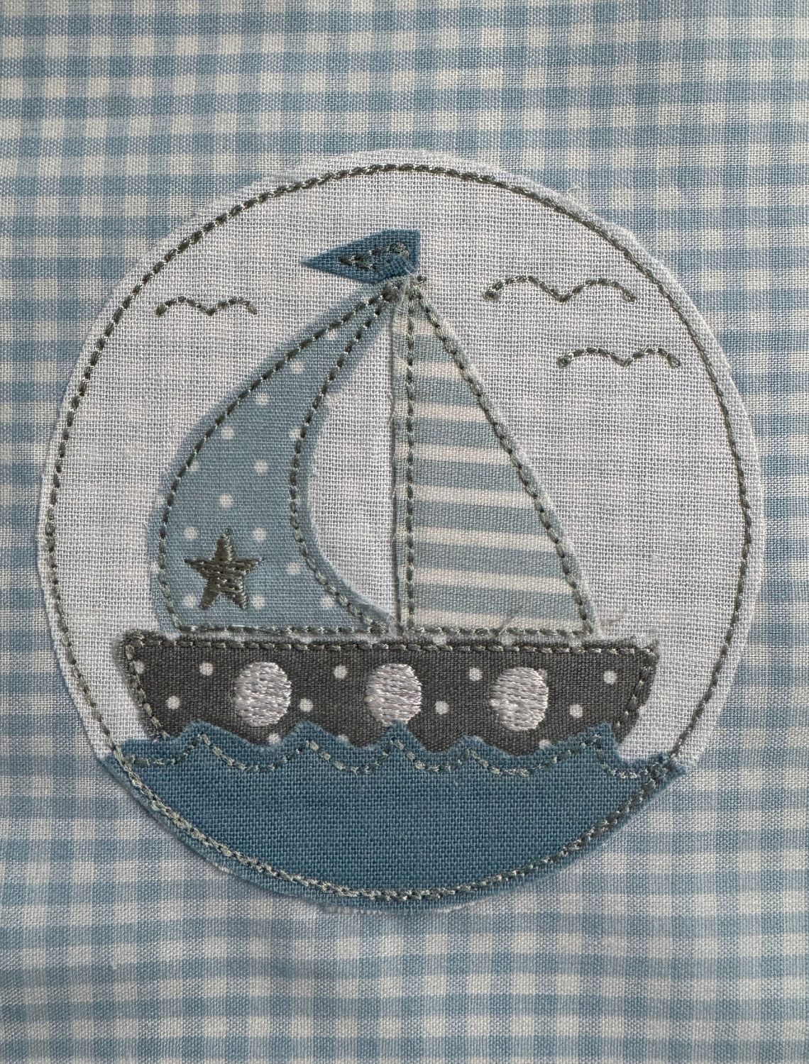 Stickdatei Doodle Segelboot Stern