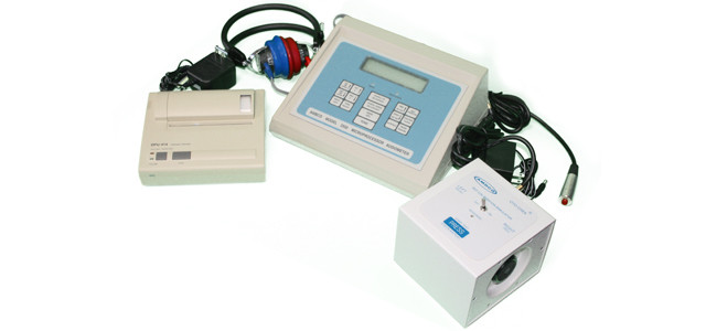 Ambco 2500 Storage Audiometer with Seiko DPU414 Printer and Oto-Chek Biological Test Simulator Ambco 2500 Storage Audiometer with Seiko DPU414 Printer and Oto-Chek Biological Test Simulator