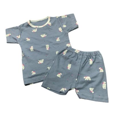 1.shorts set (1-2 Years)