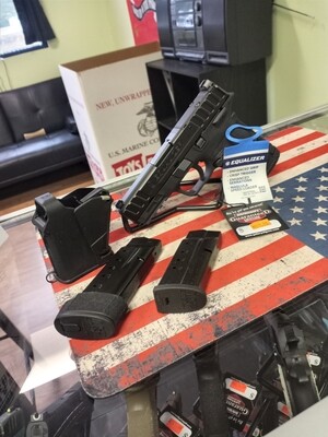 SMITH&WESSON  EQUALIZER 9MM COMES WITH 3 MAGS 10-13 &15+1 AND A UpLULA SPEED LOADER  OPTIC READY 