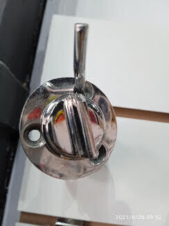 TAPON DE CENTINA CROMADO COMPLETO