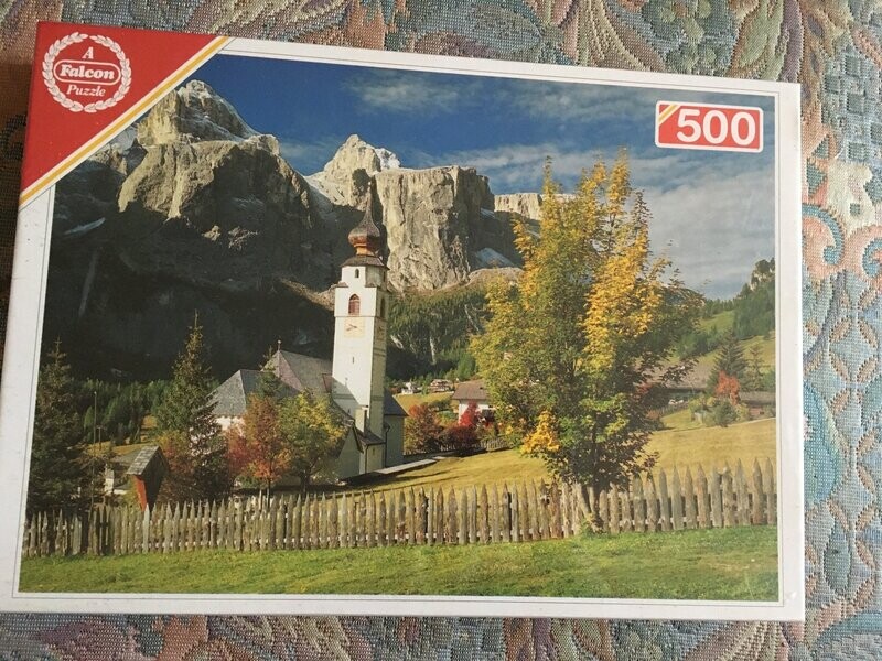 Falcon 500 piece scenic puzzle