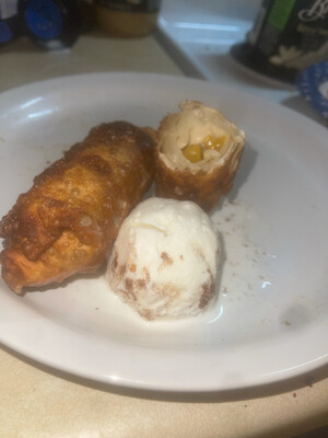 Peach Cobbler Eggrolls