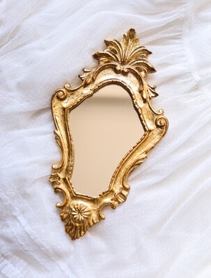 Frame &amp; Mirror