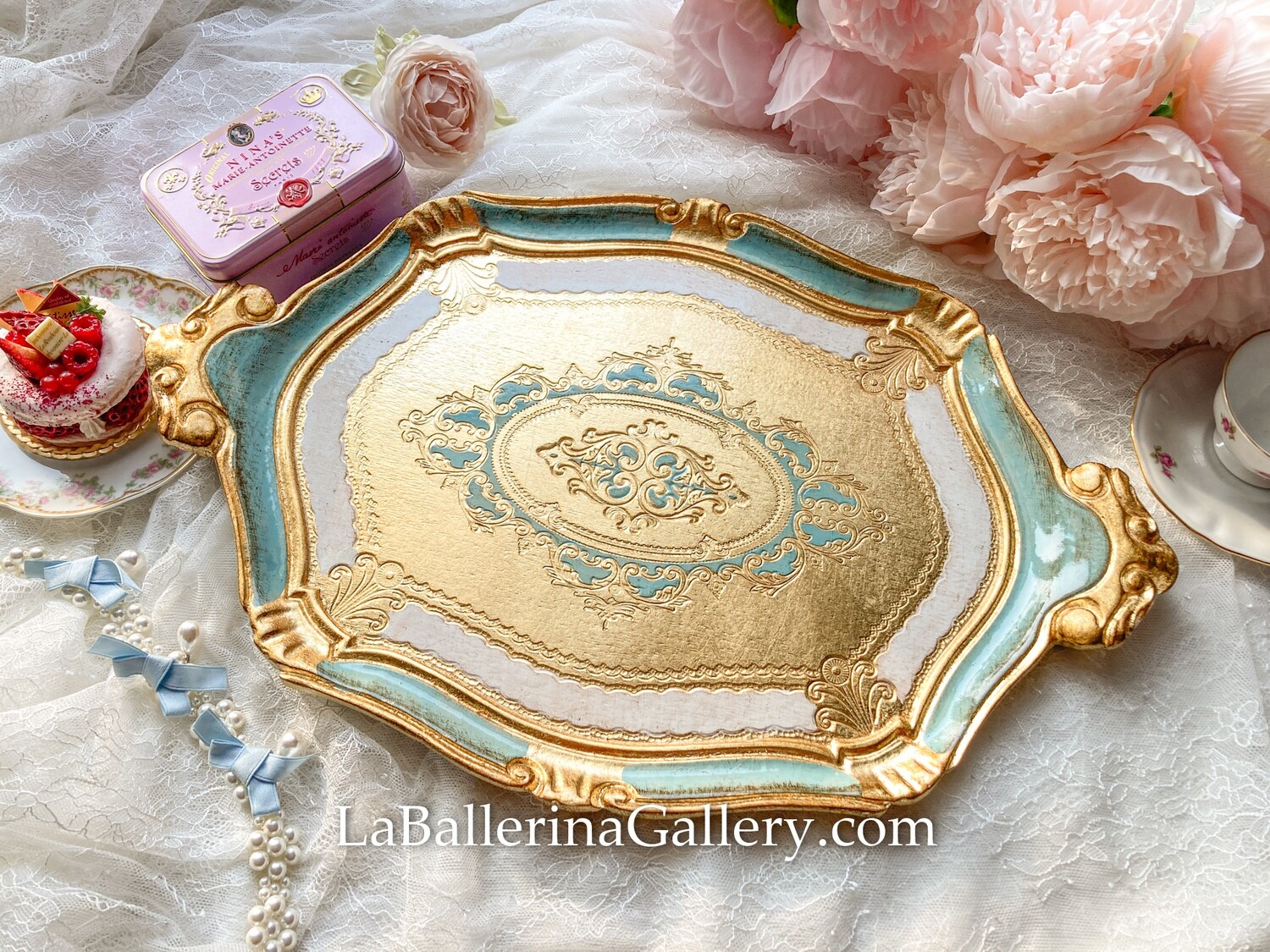 Made to order Florentine tray baroque