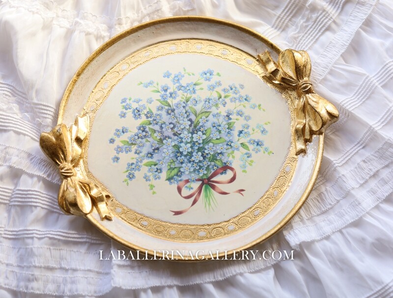 Made to order Florentine tray round bouquet print bow ribbon